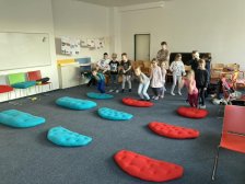 5. schůzka (1.3.) - Překonání